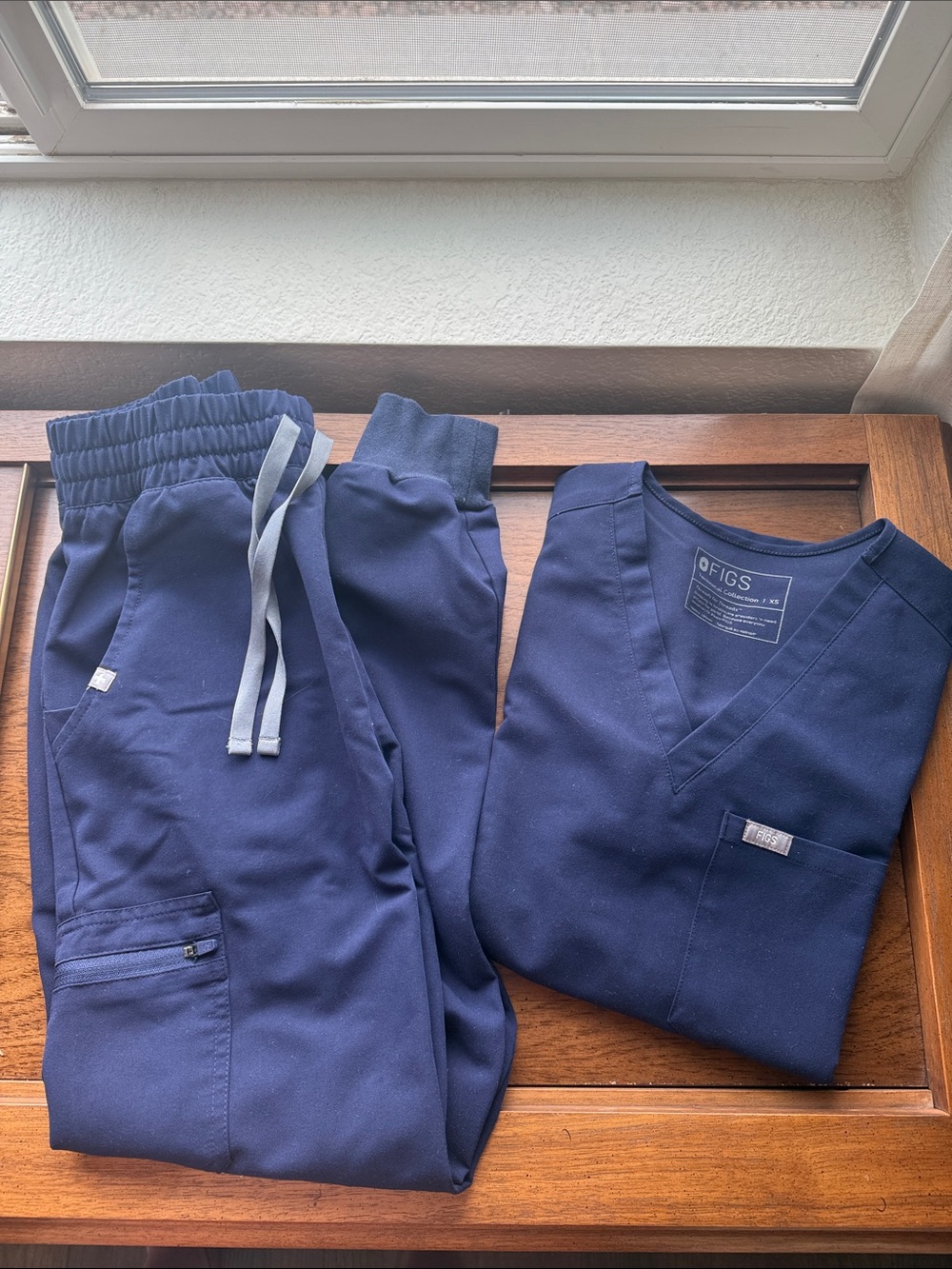 Figs Navy Blue XS Women’s Scrub Set Original High Waisted Zamora and Catalina